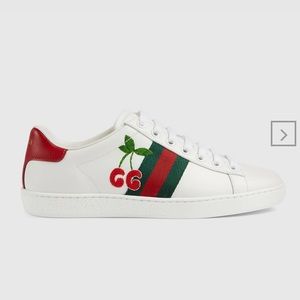 GUCCI Women's Ace sneaker with cherry
